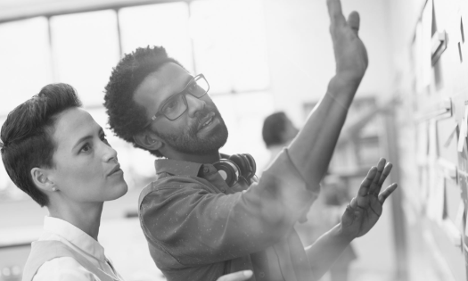 How Digital Disruption shapes the Organization of the Future